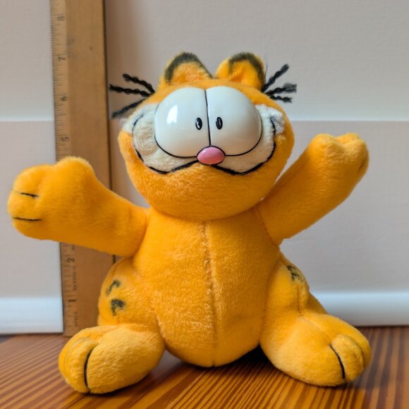 Vintage Garfield Plush Stuffed Toy - Picture 5 of 7